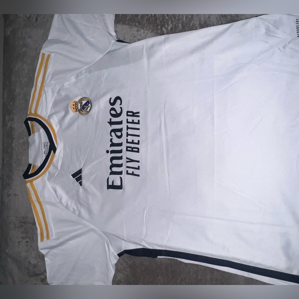 Real Madrid 23-24 kit